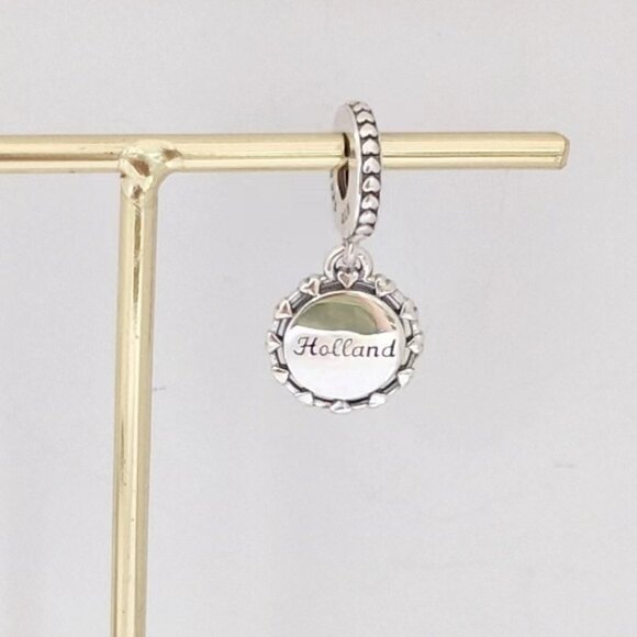 Pandora Wooden Shoe & Red Tulips Holland Dangle Charm - Picture 5 of 6